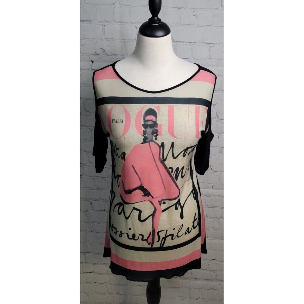Vogue Italia Cold Shoulder Tunic No Size Tag looks like a Sm or Med